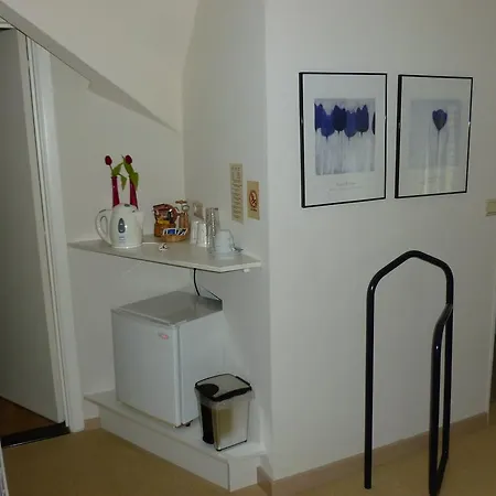Bed & Breakfast Roseland 3*