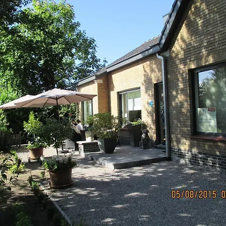 Roseland Bed & Breakfast 3*